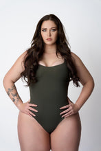 Load image into Gallery viewer, Skulpt Square Neck (Ivy Green)