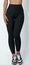Load image into Gallery viewer, Skulpt LuxeLift Tights (Onyx Black)