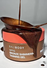 Load image into Gallery viewer, Bali Body Shimmering Tan Gel SPF15