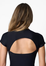 Load image into Gallery viewer, Zuralux Short Sleeve Top (Black)