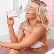 Load image into Gallery viewer, Glow Bath Bomb