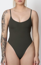 Load image into Gallery viewer, Skulpt Scoop Neck (Ivy Green)
