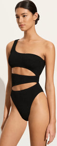 Bond-Eye Rico One Piece